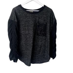 Democracy Top Size M Beaded Embroidered Boho Pullover Pocket Blouse Sweatshirt